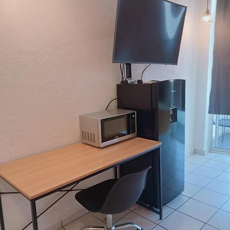 Lovely Studio Apartment With Balcony Ac & Wi-Fi, Minutes From Downtown! Сиуатанехо Экстерьер фото